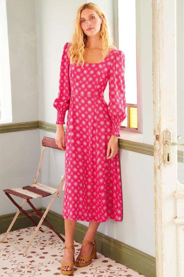 Iyla-Dress-Geo-Bright-Pink