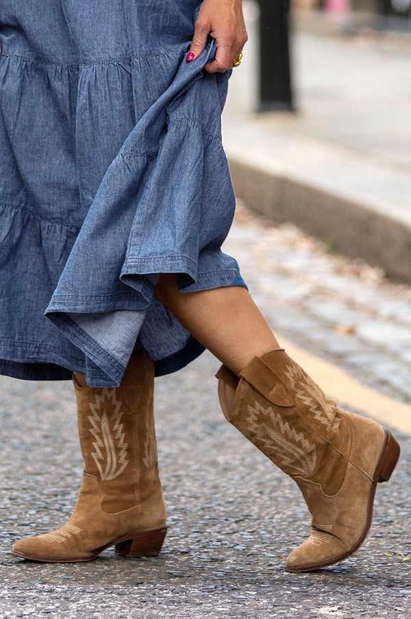 Camilla-Cowboy-Boots-Camel